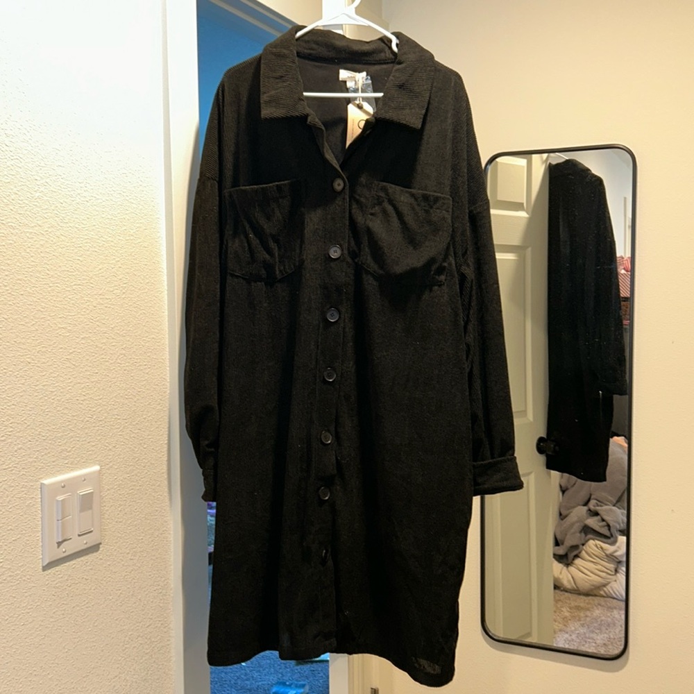 Plus size long shacket. Size 2X/3X